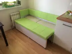 Кухонный спальный уголок для маленькой кухни фото