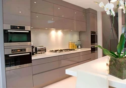 Дизайн кухонного гарнитура прямого для гостиной