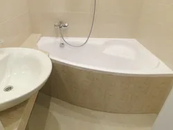 Дизайн ванны с треугольной ванной