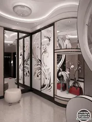 Coupe mirrors in the hallway design