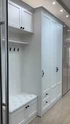 Шкаф в прихожую белого цвета фото