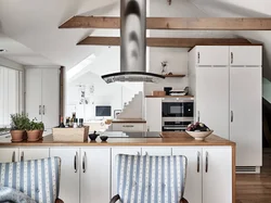 Kitchens With Chimney Hood Design