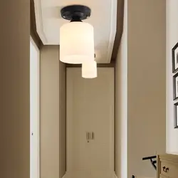 Kiçik koridordakı lampa fotoşəkili