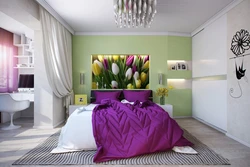Интерьер спальни с цветной стеной