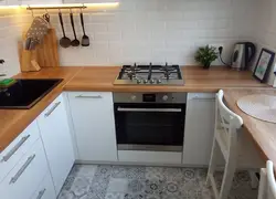 Kitchen Design With White Refrigerator And Stove
