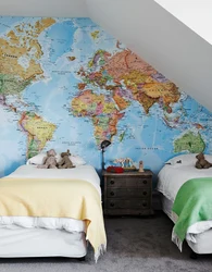 Карта свету ў спальні фота