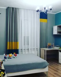 Curtain design for a teenager's bedroom