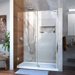 Bathtub with doors photo