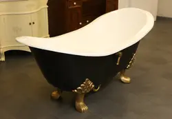 Cast iron bathtub photo