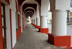 Акси қатори ҳуҷраи зиндагӣ