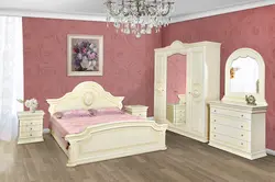 Azalea bedroom photo
