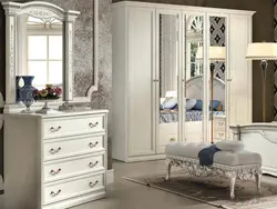 Камилланың жатын бөлмесінің суреті
