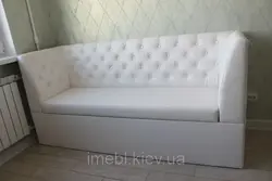 Mətbəxdəki divan şəkli