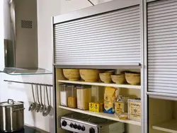 Mətbəx fotoşəkili üçün diyircəkli panjurlar