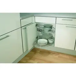 Oshxonadagi karusel fotosurati