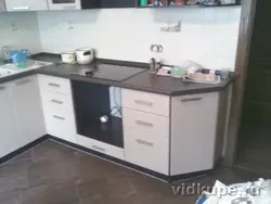 Кухни со скосом фото