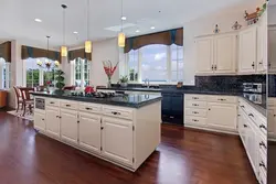 Kitchen Desktop Photo
