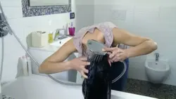 Мытье В Ванной Фото
