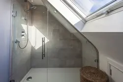 Bath with ladder photo