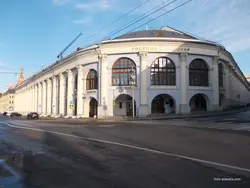 Акси Хонаи Истиқоматӣ Дар Берун