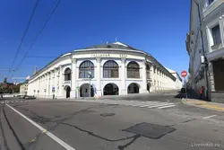 Гостиный двор фото снаружи