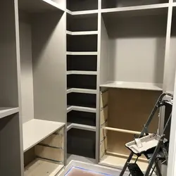 Гардеробная из фанеры фото