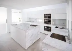 Photo White Marble Kitchen