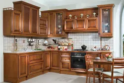 Фото угловых кухонь из массива