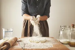 Фота на кухні з мукой