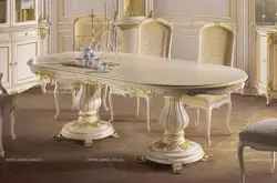 Qonaq otağında oval masa fotoşəkili