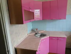 DIY burchakli oshxona fotosurati