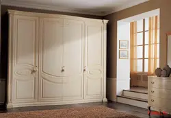 Шкафы в спальню классика фото