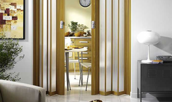 Folding doors to the kitchen photo