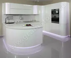 Кухни с закругленной столешницей фото