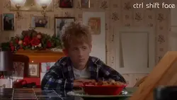 Акс дар хона танҳо дар ванна