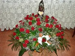 Ас Үйдегі Гүл Шоғы Фото