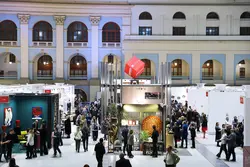 Выставка В Гостином Дворе Фото