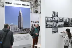 Выставка в гостином дворе фото