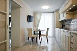 Mətbəxdə ağ televizor fotoşəkili
