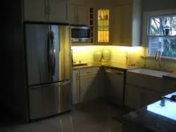 Угловая подсветка для кухни фото