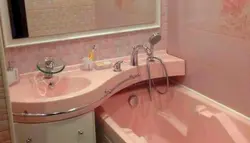 Lavabo fotoşəkili olan küvet