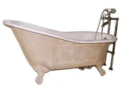 Cast iron bathtub with legs photo