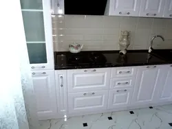 Белые кухни с фрезеровкой фото