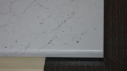 Үстелдің полярлық жұлдызды ас үйінің фотосы