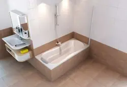O'Rtada Kran Bilan Vannaning Fotosurati