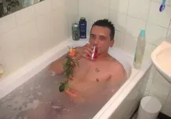 Акс дар ванна дар ВК