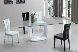Qonaq otağı fotoşəkili üçün ağ masa