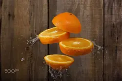 Photo with oranges in the bathroom