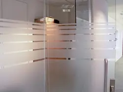 Шиша Яхбаста Дар Акс Ҳаммом