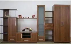 Девор дар ҳуҷраи меҳмонхона акс эътибори